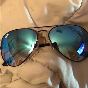 RAY-BAN RB3025 AVIATOR LARGE METAL